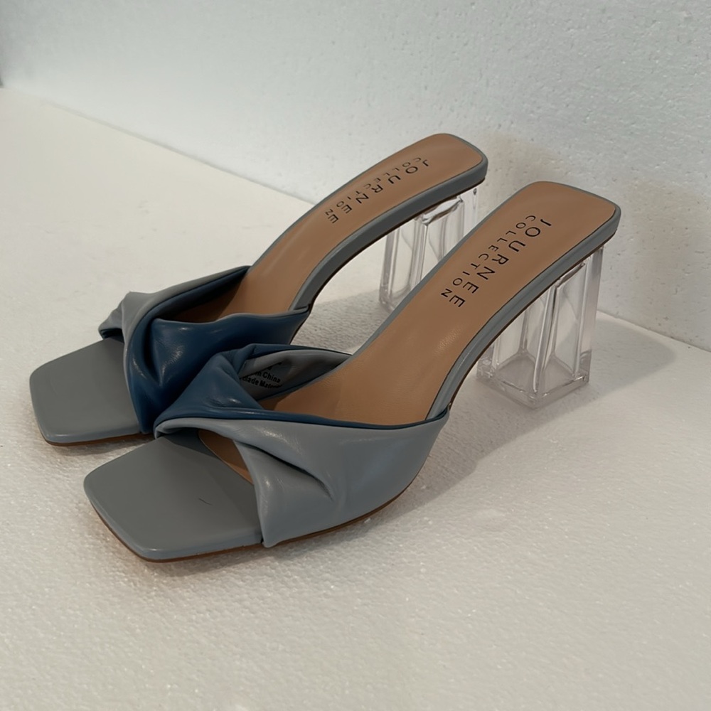 Journee Collection Aylia Blue Gray Twist Clear Block Heel Mules Size 8